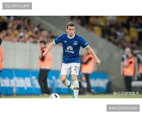 埃弗顿中场持续提升状态，为球队重返竞争行列贡献力量