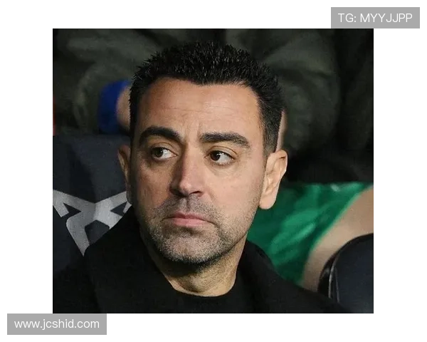 巴萨哈维辞职引发内部危机,战术落后与转会乱局逐步撕裂球队结构,影响争冠形势 巴萨哈维辞职引发内部危机,战术落后与转会乱局逐步撕裂球队结构,影响争冠形势