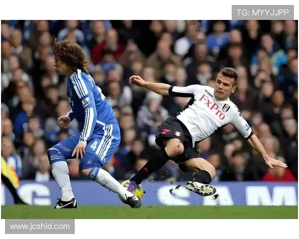 切尔西进攻端火力释放,后防致命短板制约争冠格局 切尔西进攻端火力释放,后防致命短板制约争冠格局