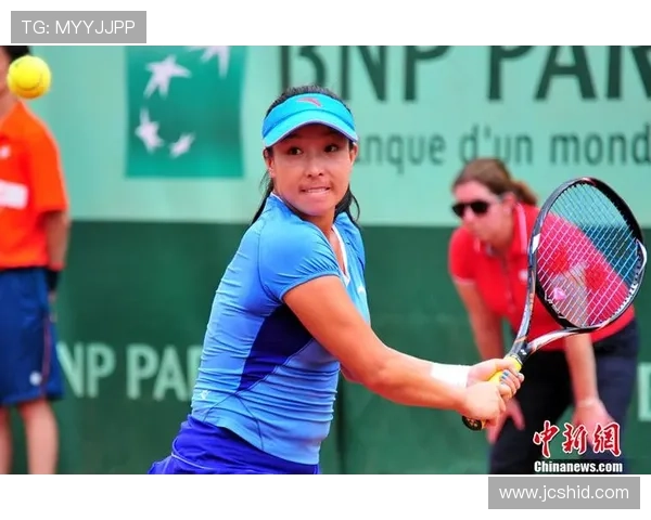 彭帅下了赛场秒变居家女王？别告诉我她家沙发比训练场还高级